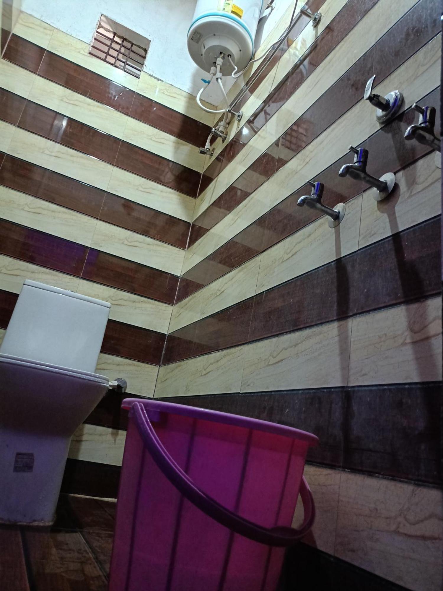 Hotel Sgh Subhadra Guest House Ayodhya Εξωτερικό φωτογραφία